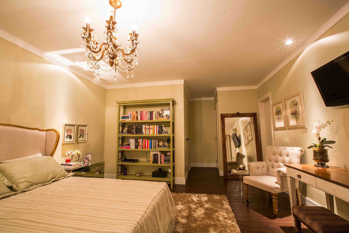 A Charming Contemporary Home with Plenty of Character in São Jose do Rio Preto, Brazil by Piloni Architecture (25)