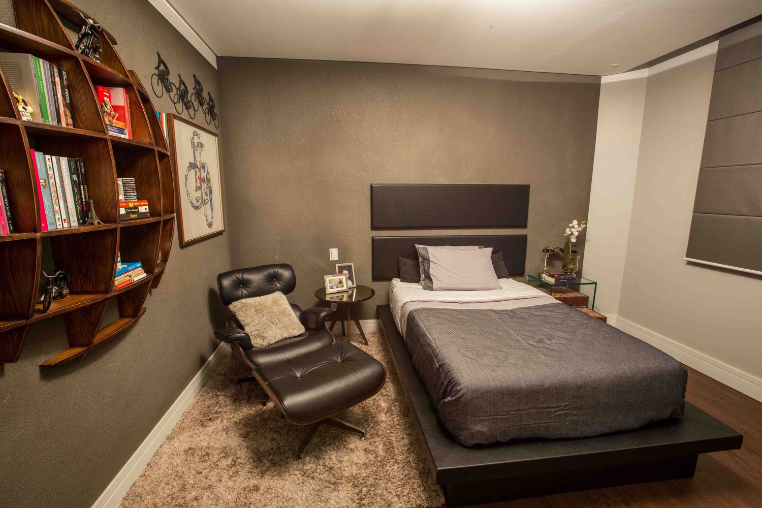 A Charming Contemporary Home with Plenty of Character in São Jose do Rio Preto, Brazil by Piloni Architecture (31)