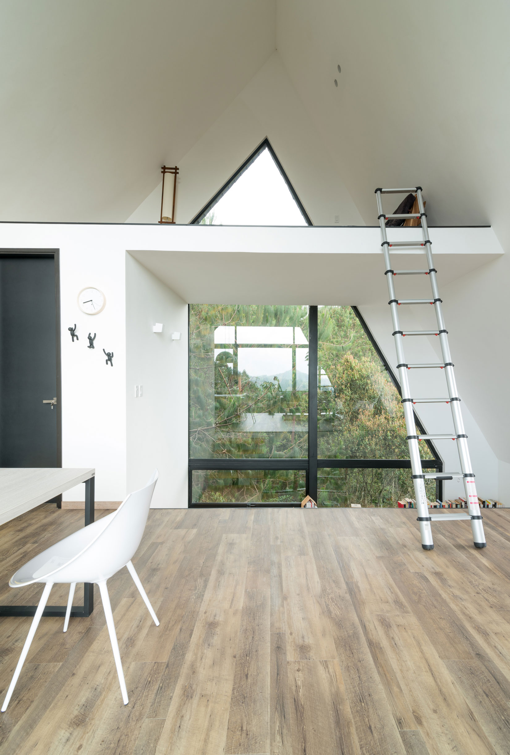 A Charming Mountain Home in the Valley of San Nicolas, Colombia by Catalina Patiño & Viviana Peña (10)