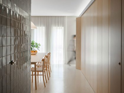 A Clean and Functional Apartment in Porto, Portugal by Mero Oficina (13)