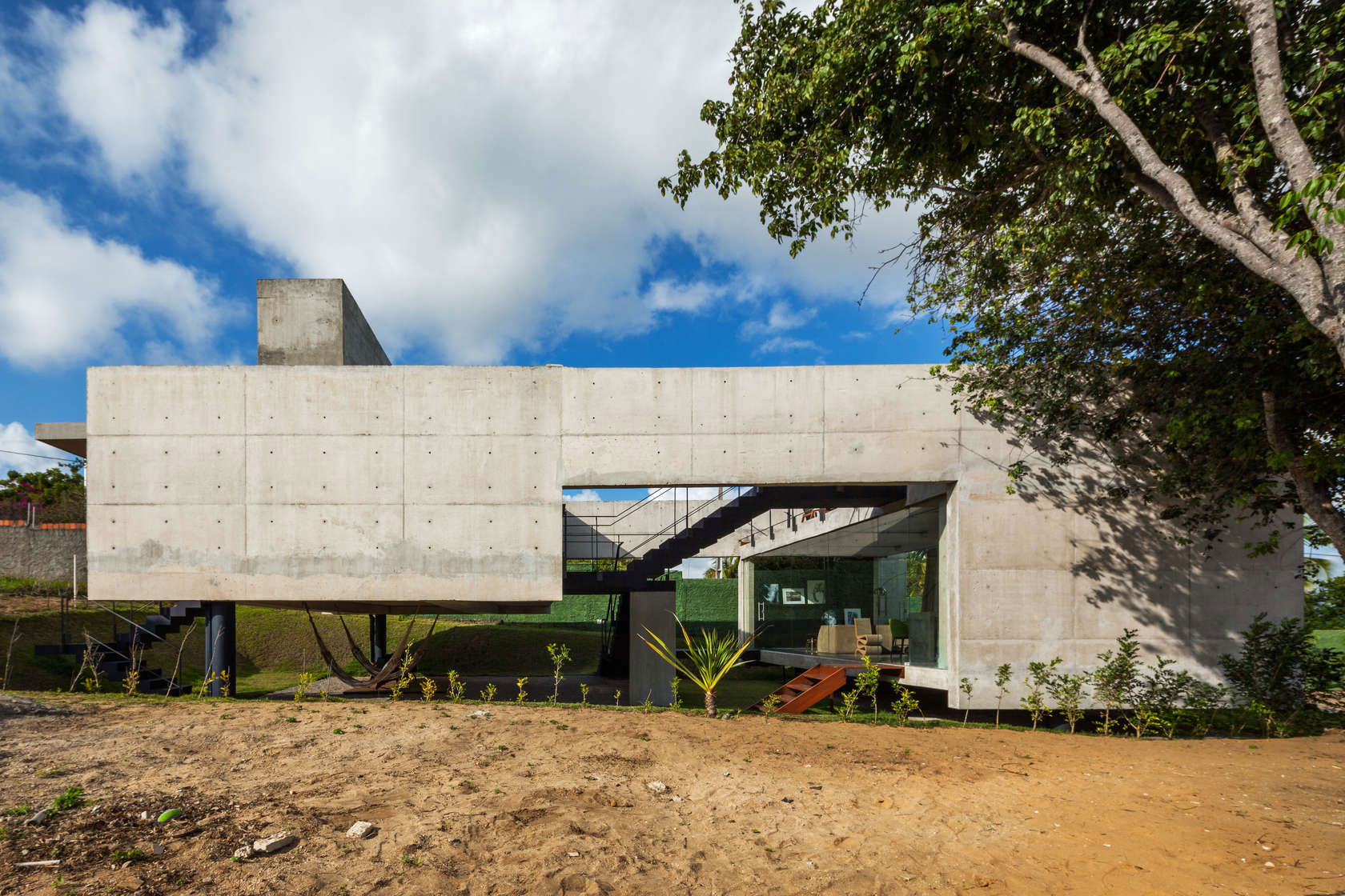 A Contemporary Concrete Home with View, Ventilation and Natural Lighting in Tibau do Sul by Escritório Yuri Vital (2)