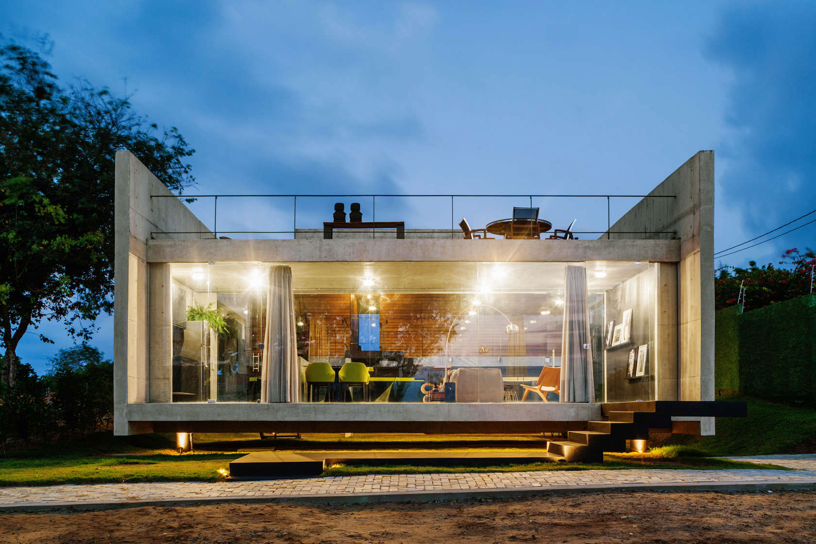 A Contemporary Concrete Home with View, Ventilation and Natural Lighting in Tibau do Sul by Escritório Yuri Vital (27)