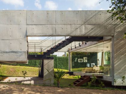 A Contemporary Concrete Home with View, Ventilation and Natural Lighting in Tibau do Sul by Escritório Yuri Vital (3)