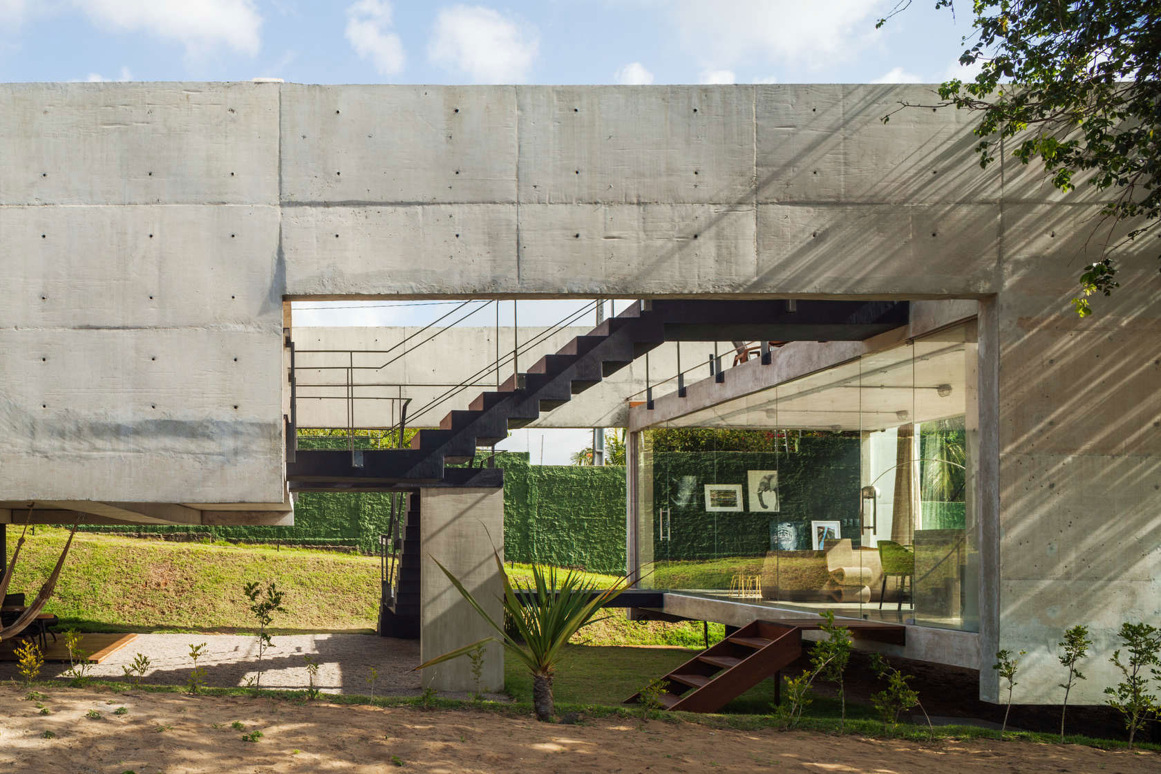 A Contemporary Concrete Home with View, Ventilation and Natural Lighting in Tibau do Sul by Escritório Yuri Vital (3)
