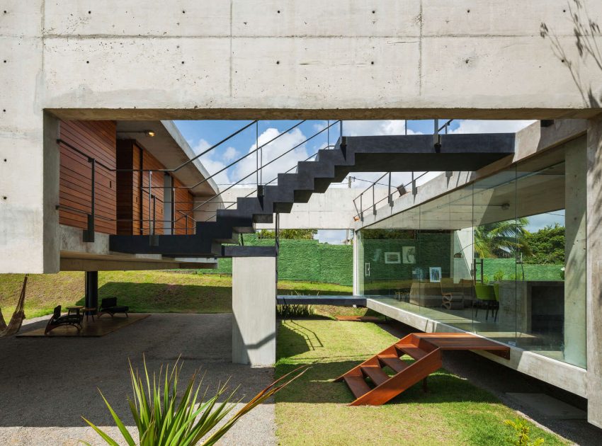 A Contemporary Concrete Home with View, Ventilation and Natural Lighting in Tibau do Sul by Escritório Yuri Vital (4)