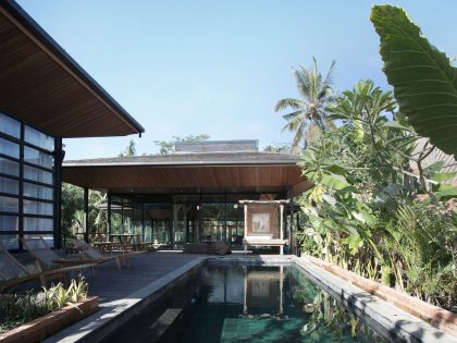A Contemporary Home with Suspended Spiral Staircase in Bali, Indonesia by Alexis Dornier (2)