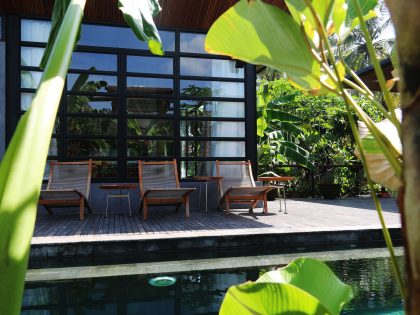 A Contemporary Home with Suspended Spiral Staircase in Bali, Indonesia by Alexis Dornier (4)