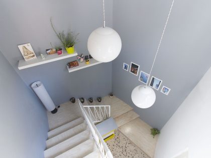 A Cozy and Colorful Modern Apartment with Warm Atmosphere in Modica, Italy by Federica Cavallo & Maurizio Arrabito (10)
