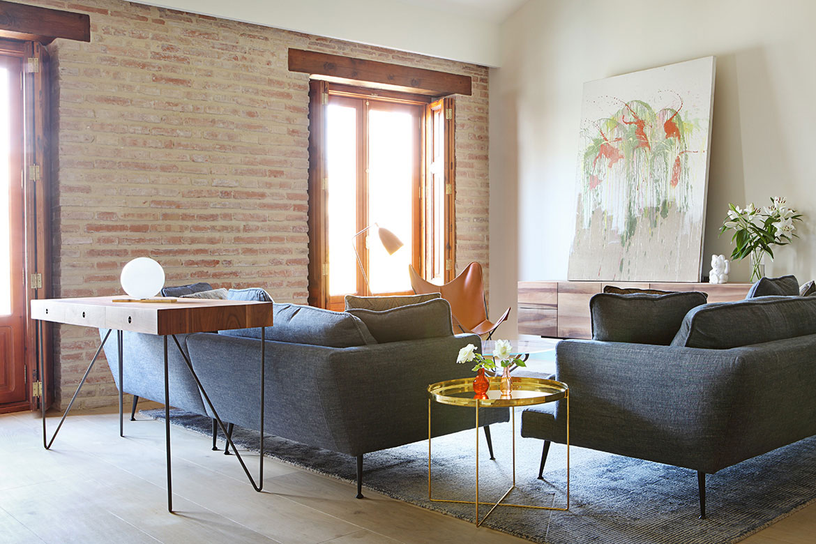 A Cozy and Comfortable Contemporary Apartment in the City Center of Valencia, Spain by Rubio and Ros (2)
