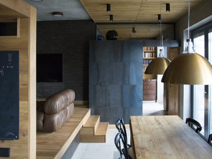 A Cozy and Unique Apartment with Plenty of Wood Elements in Moscow by Alexei Rosenberg (10)