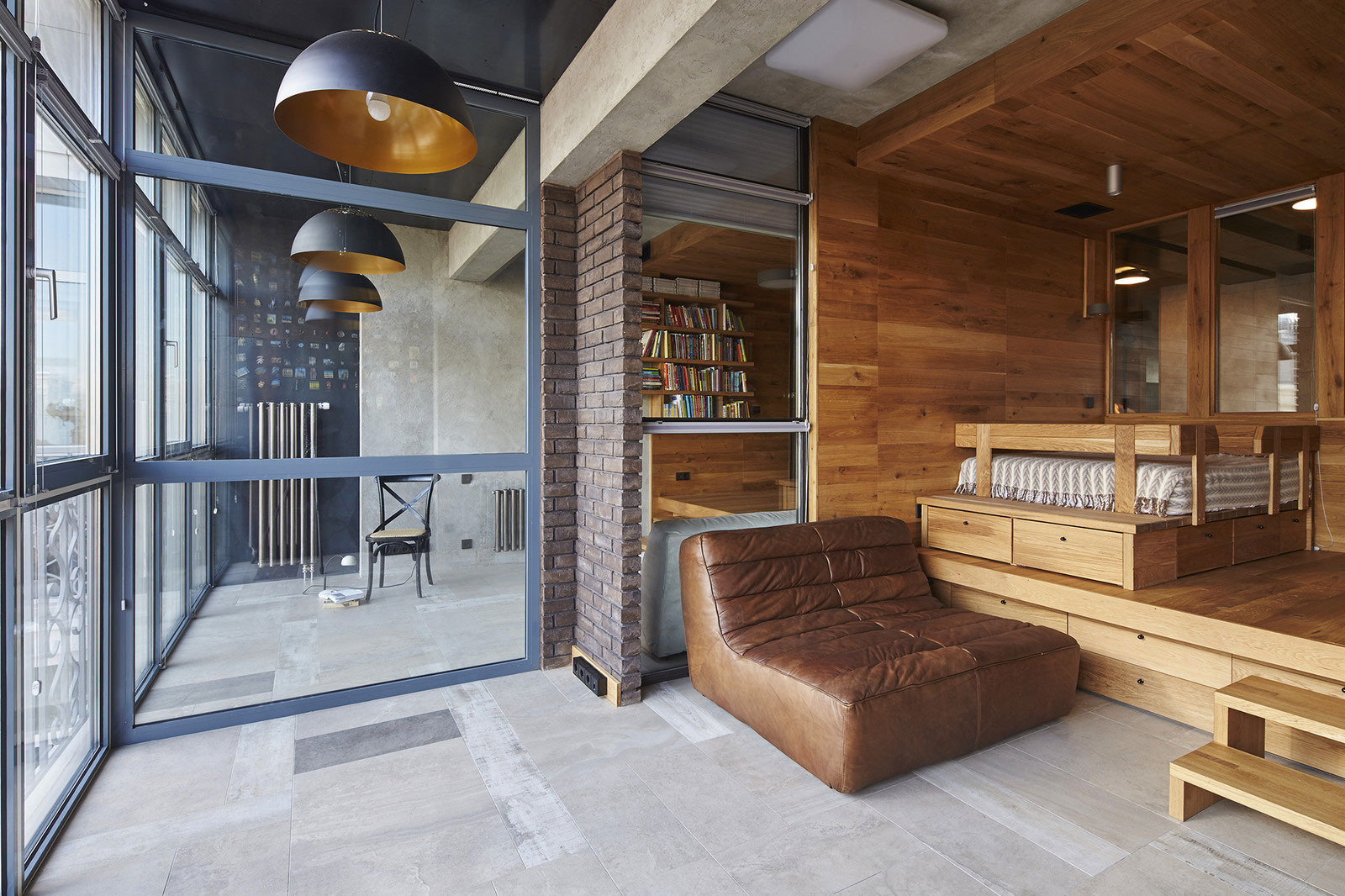 A Cozy and Unique Apartment with Plenty of Wood Elements in Moscow by Alexei Rosenberg (12)