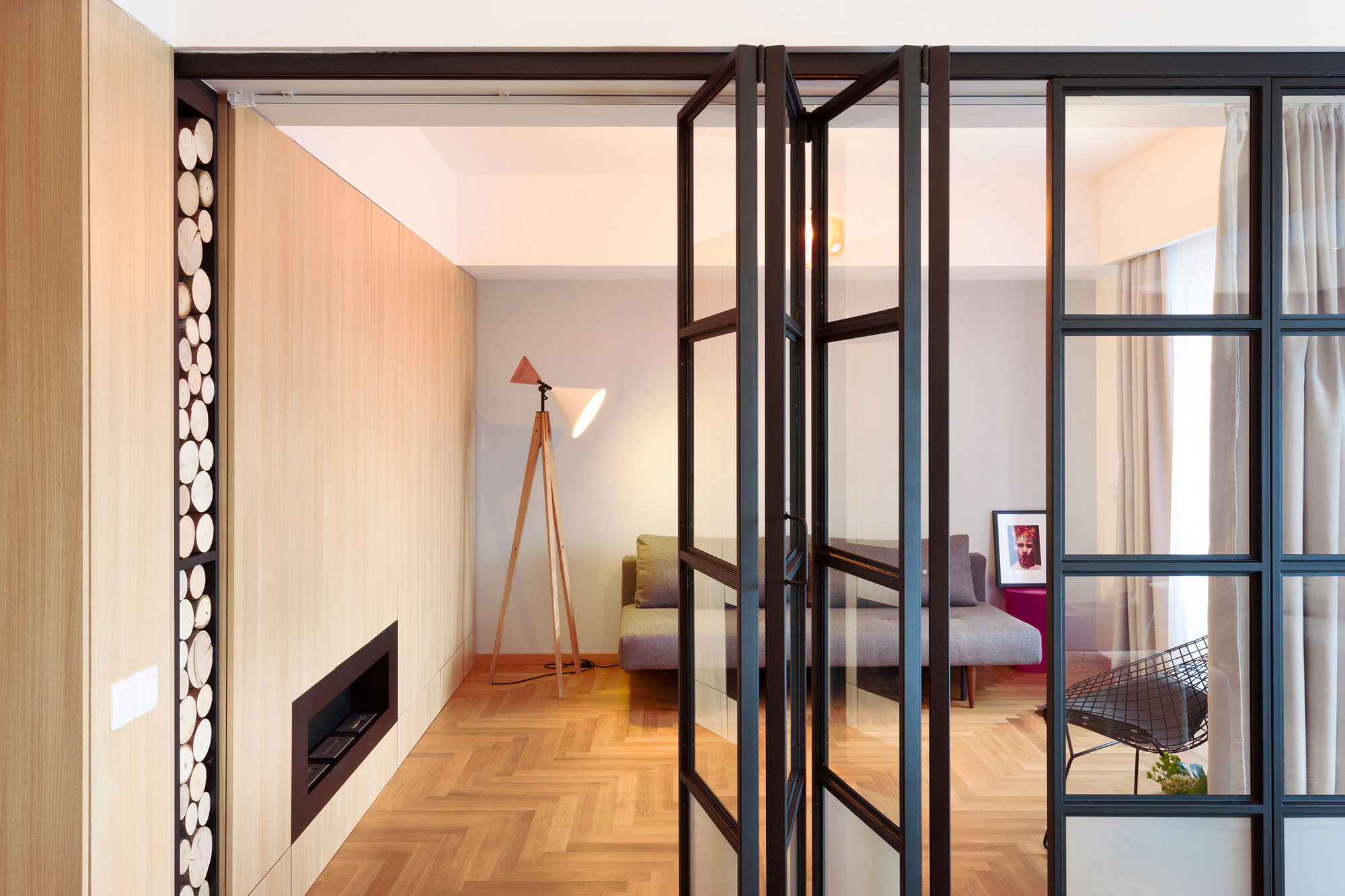 A Flexible and Dynamic Contemporary Apartment in the Heart of Bucharest, Romania by Rosu-ciocodeica (12)