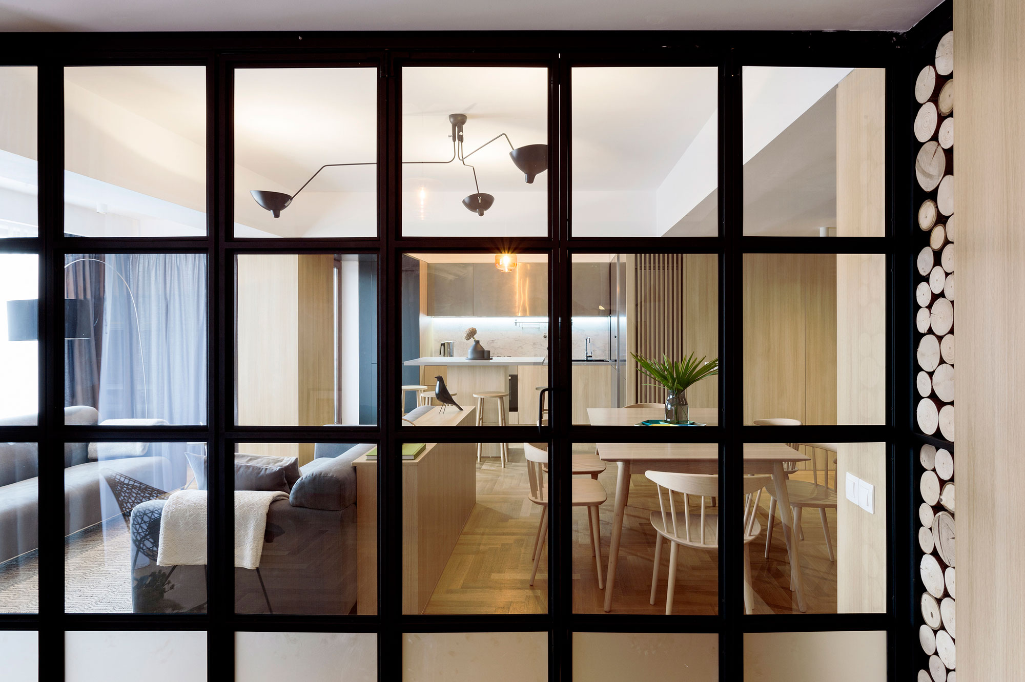 A Flexible and Dynamic Contemporary Apartment in the Heart of Bucharest, Romania by Rosu-ciocodeica (16)