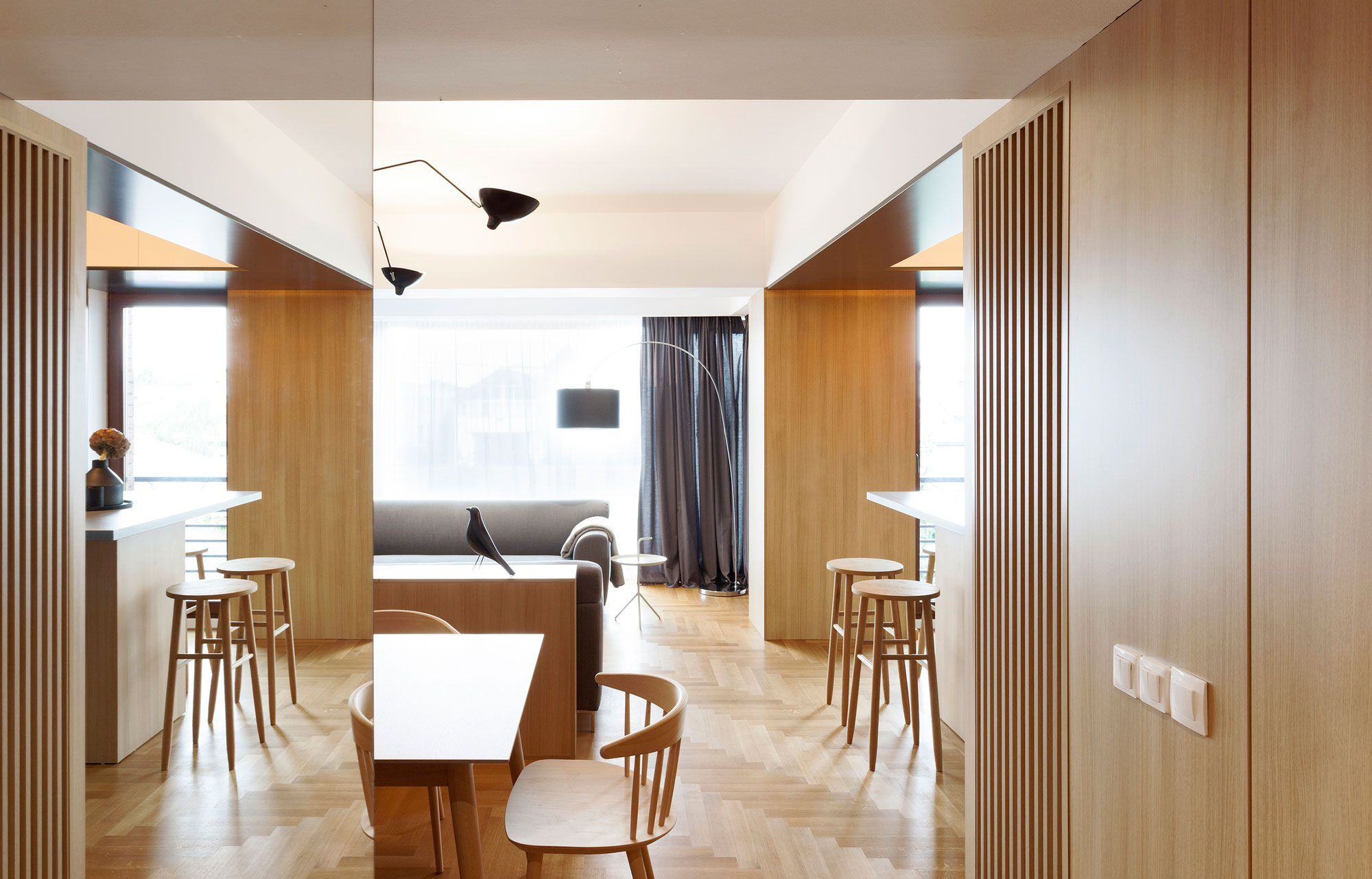 A Flexible and Dynamic Contemporary Apartment in the Heart of Bucharest, Romania by Rosu-ciocodeica (8)