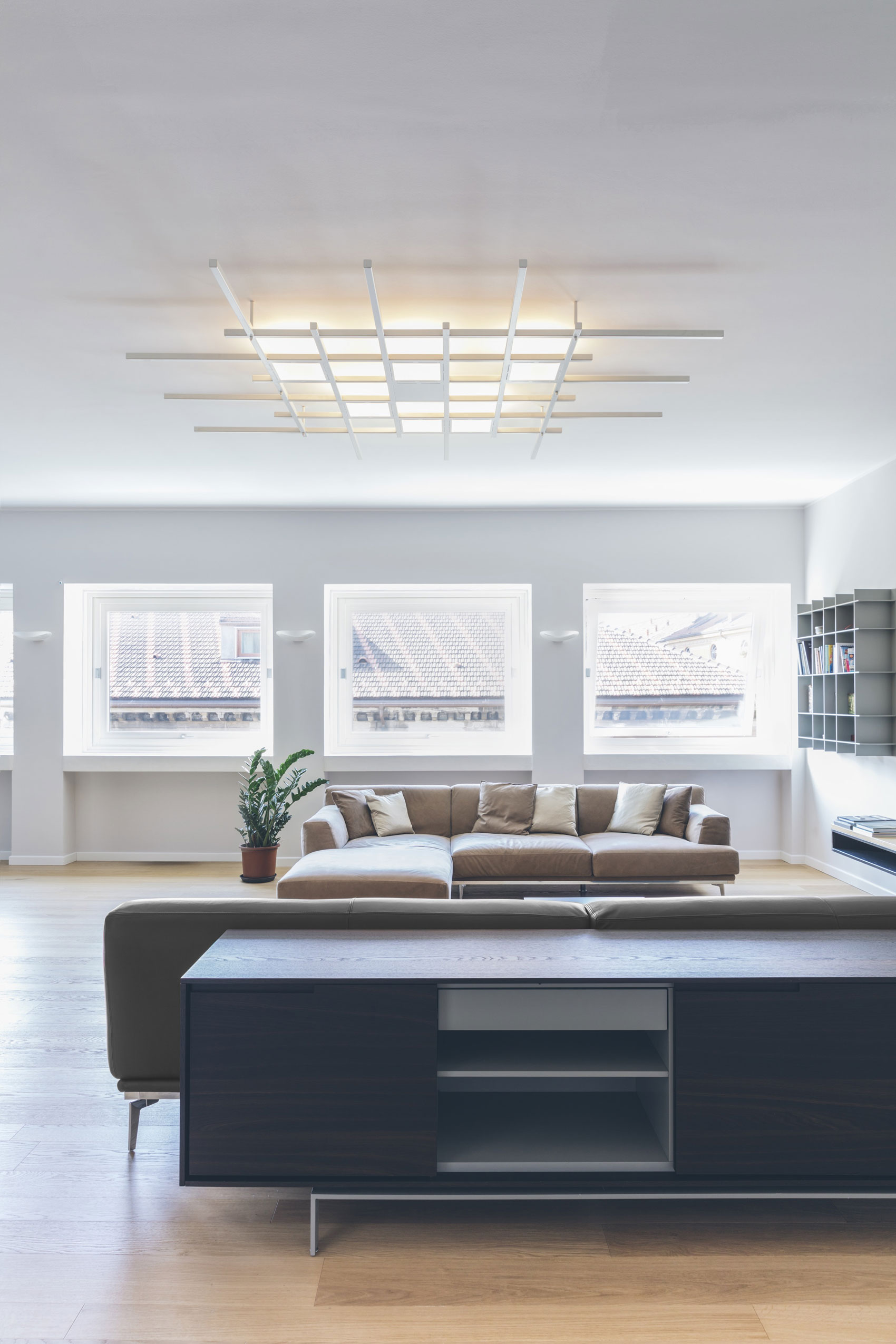 A House Drenched in Minimalist Contemporary Interiors in Milan, Italy by MARGstudio (2)