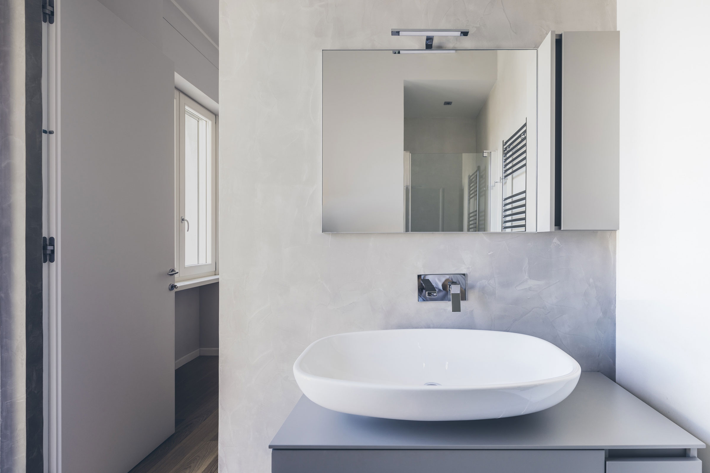 A House Drenched in Minimalist Contemporary Interiors in Milan, Italy by MARGstudio (21)