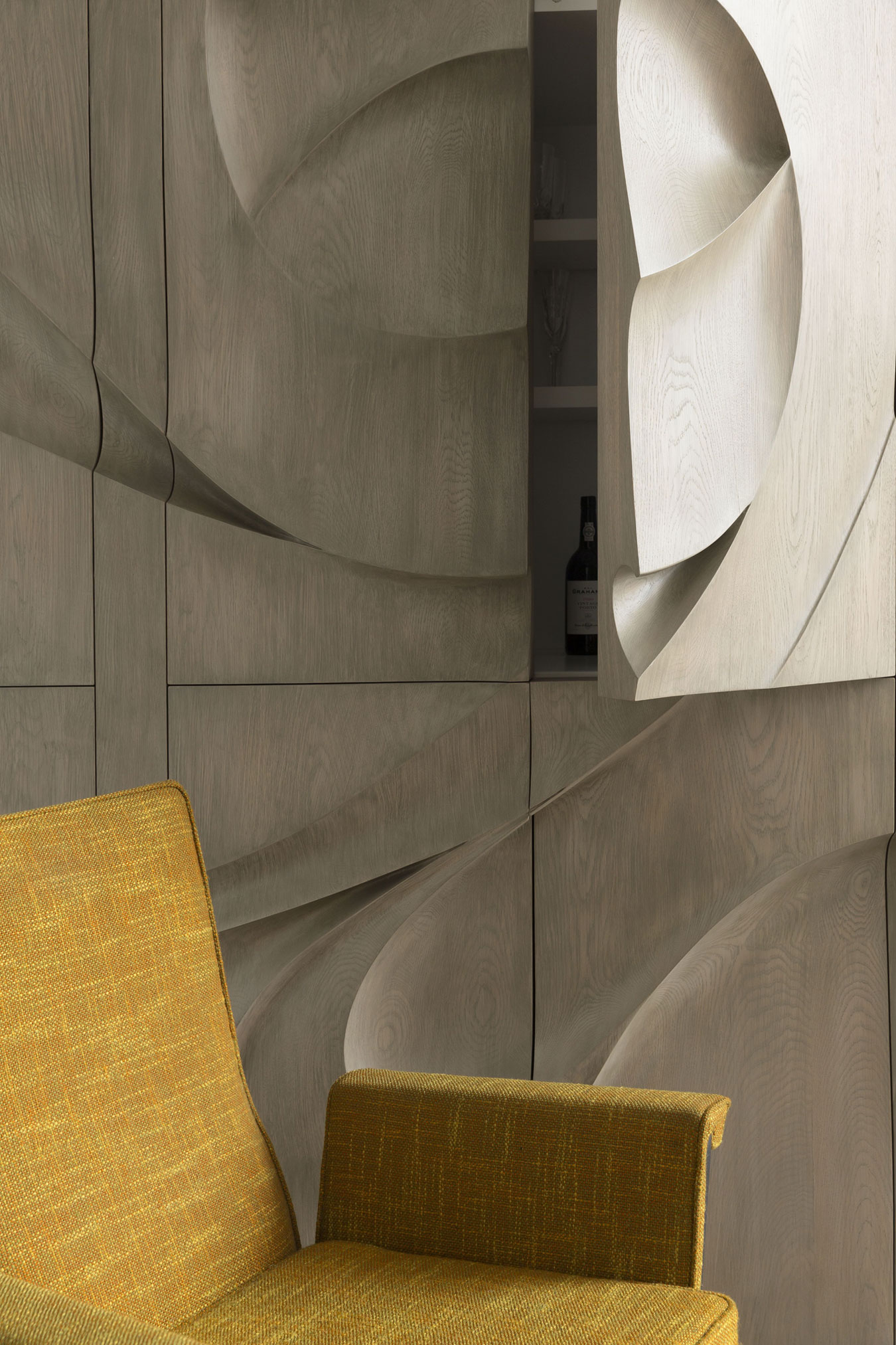 A Luminous and Airy Home with Exquisite and Cozy Atmosphere in New York City by Studio Arthur Casas (5)