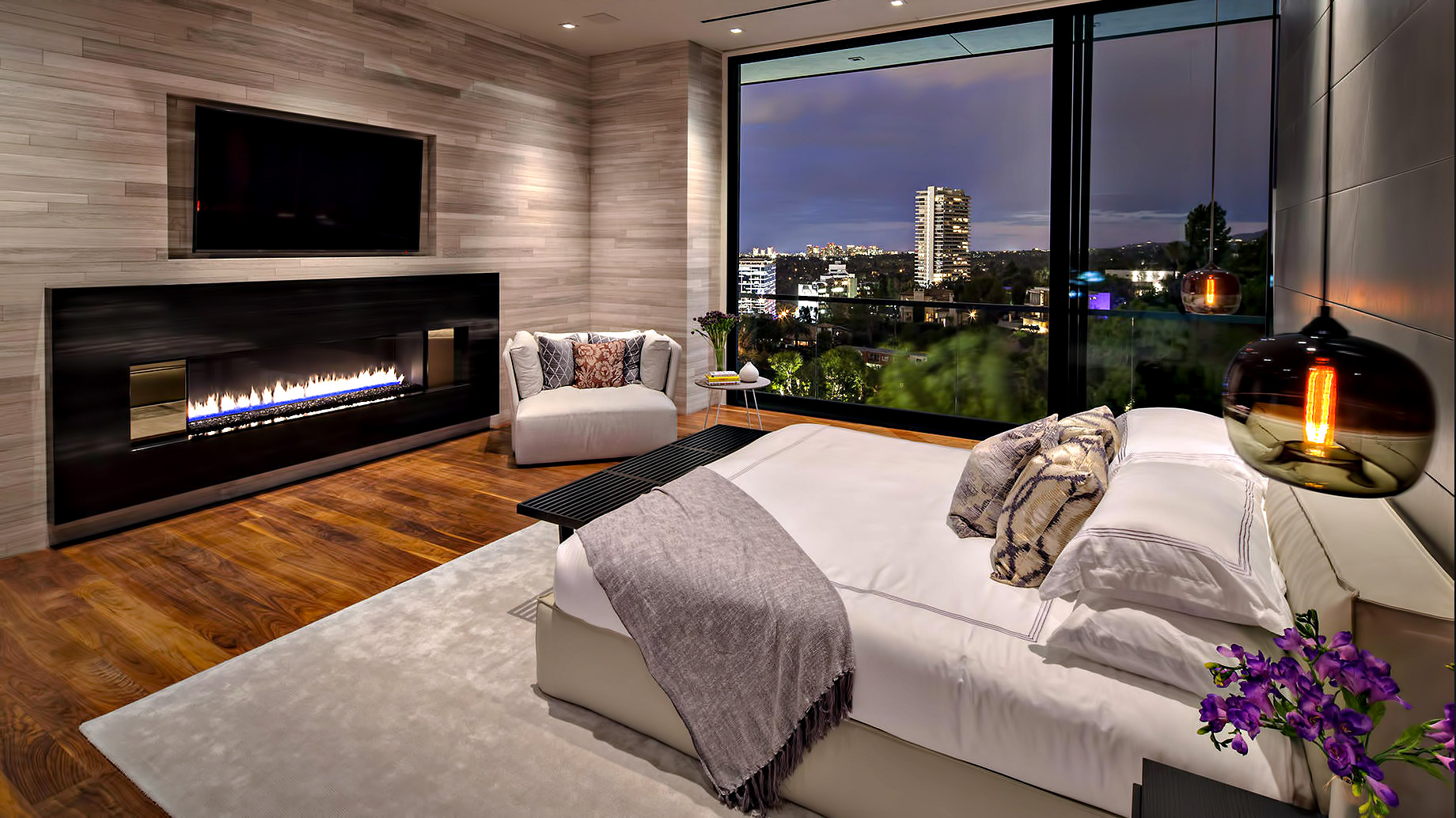 A Luxurious Modern Home with Infinity Pool and Stunning City Views of Los Angeles by Evan Gaskin (39)