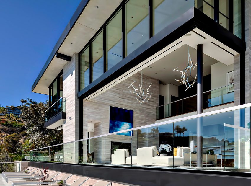 A Luxurious Modern Home with Infinity Pool and Stunning City Views of Los Angeles by Evan Gaskin (6)