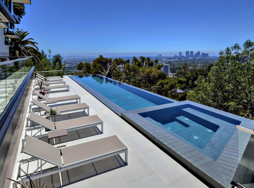 A Luxurious Modern Home with Infinity Pool and Stunning City Views of Los Angeles by Evan Gaskin (7)