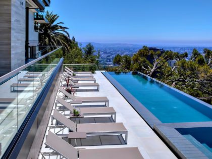 A Luxurious Modern Home with Infinity Pool and Stunning City Views of Los Angeles by Evan Gaskin (9)