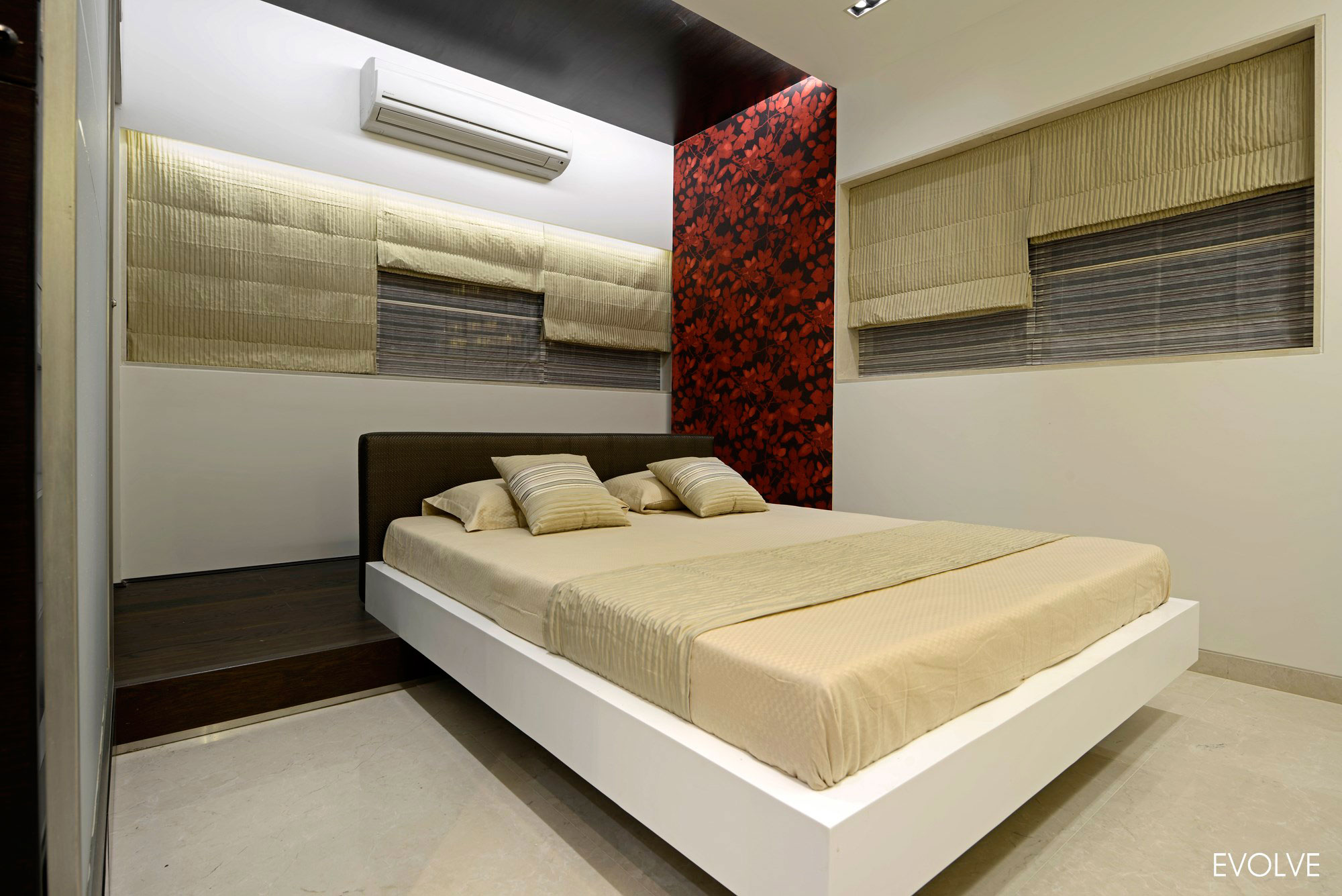 A Luxurious Modern House with Striking and Comfortable Interiors in Mumbai,India by Evolve (7)