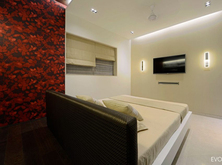 A Luxurious Modern House with Striking and Comfortable Interiors in Mumbai,India by Evolve (8)