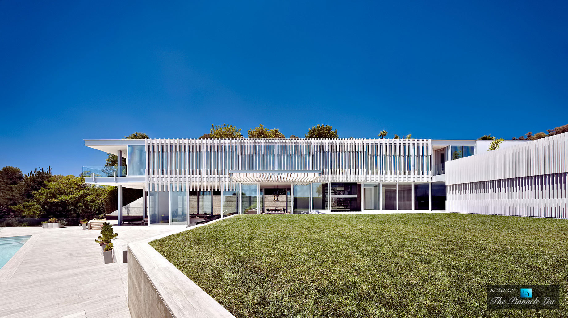 A Luxury Contemporary Home with Spectacular Views in Los Angeles, California by SPF Architects (3)