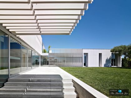 A Luxury Contemporary Home with Spectacular Views in Los Angeles, California by SPF Architects (5)