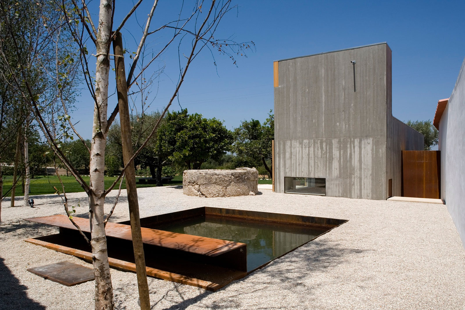 A Minimalist House with Clean Lines and Natural Light in Chamusca, Portugal by João Mendes Ribeiro (10)