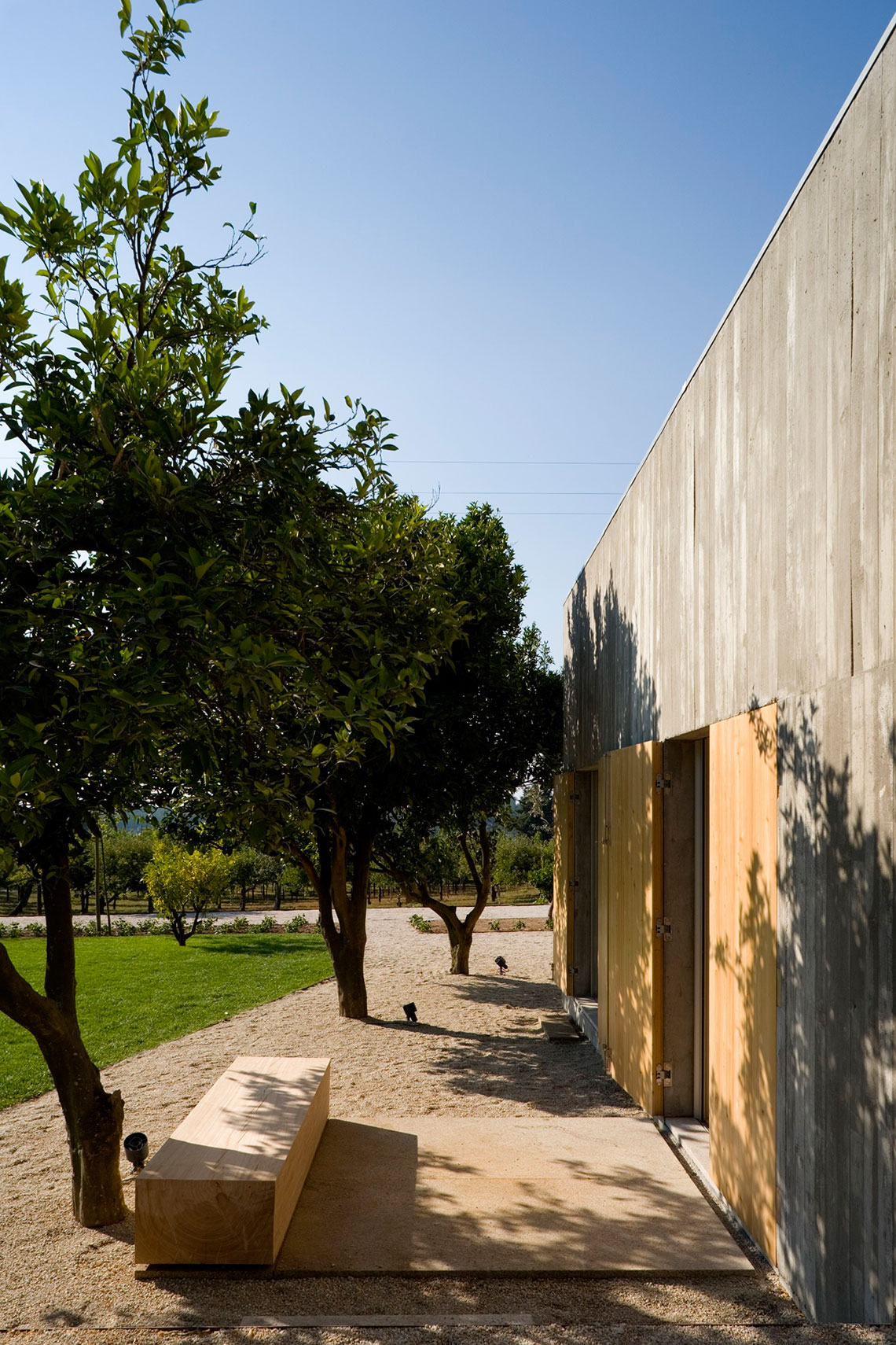 A Minimalist House with Clean Lines and Natural Light in Chamusca, Portugal by João Mendes Ribeiro (2)