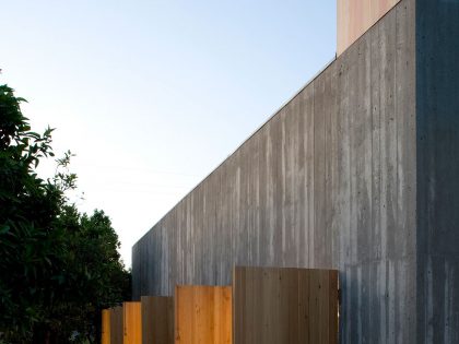 A Minimalist House with Clean Lines and Natural Light in Chamusca, Portugal by João Mendes Ribeiro (30)