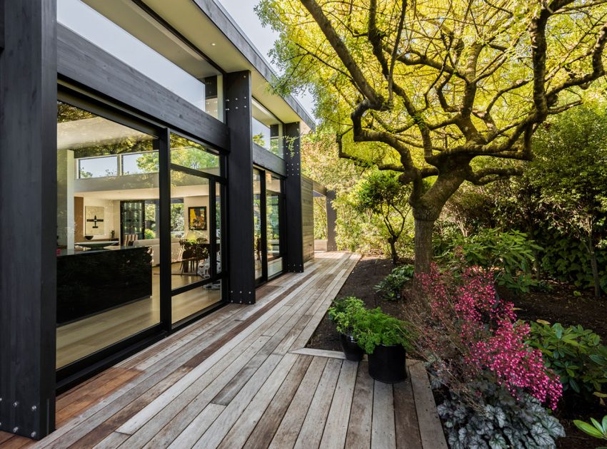 A Modern L-Shaped House with Light and Open Interiors in Fendalton, New Zealand by Cymon Allfrey Architects Ltd (2)