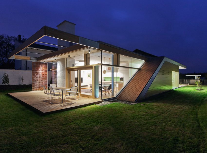 A Modern Rectangular House Impresses with a Splendid Interior and Exterior in Debrecen, Hungary by Sporaarchitects (23)