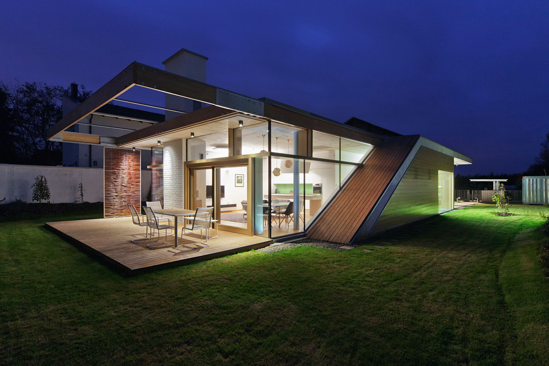 A Modern Rectangular House Impresses with a Splendid Interior and Exterior in Debrecen, Hungary by Sporaarchitects (23)
