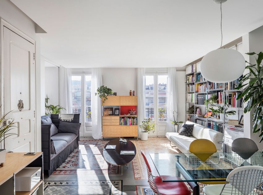 A Peaceful and Comfortable Apartment with Bright Environment in Eixample, Barcelona by NARCH (1)