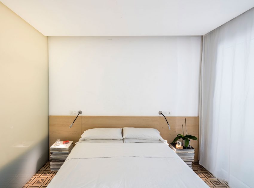 A Peaceful and Comfortable Apartment with Bright Environment in Eixample, Barcelona by NARCH (8)