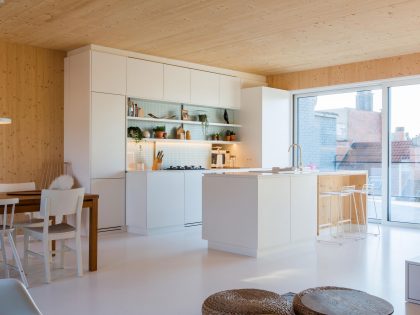 A Playful and Modern Wooden Home Packed with Elegant Interiors in Brussels, Belgium by SPOTLESS ARCHITECTURE (13)