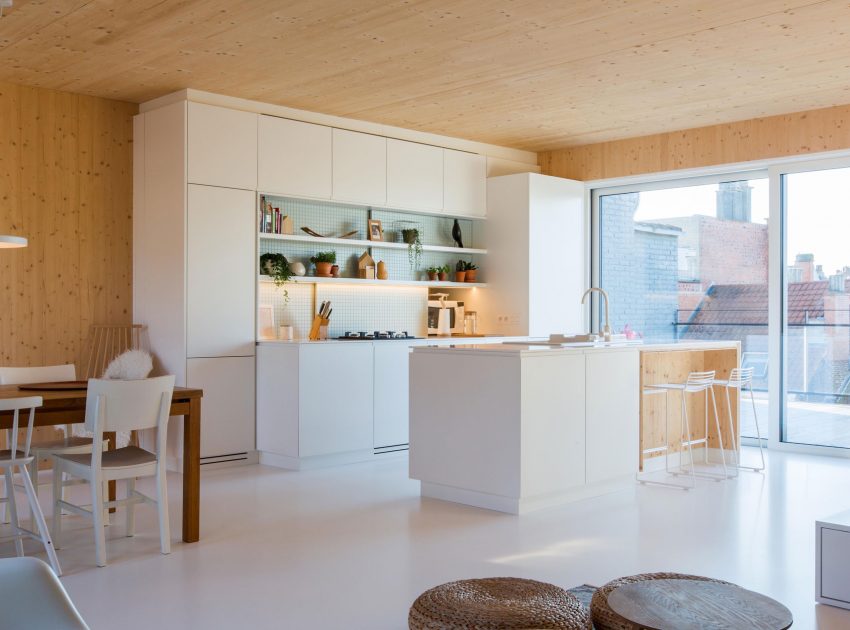 A Playful and Modern Wooden Home Packed with Elegant Interiors in Brussels, Belgium by SPOTLESS ARCHITECTURE (13)