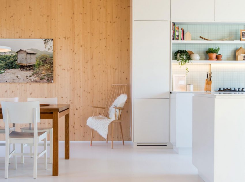 A Playful and Modern Wooden Home Packed with Elegant Interiors in Brussels, Belgium by SPOTLESS ARCHITECTURE (26)