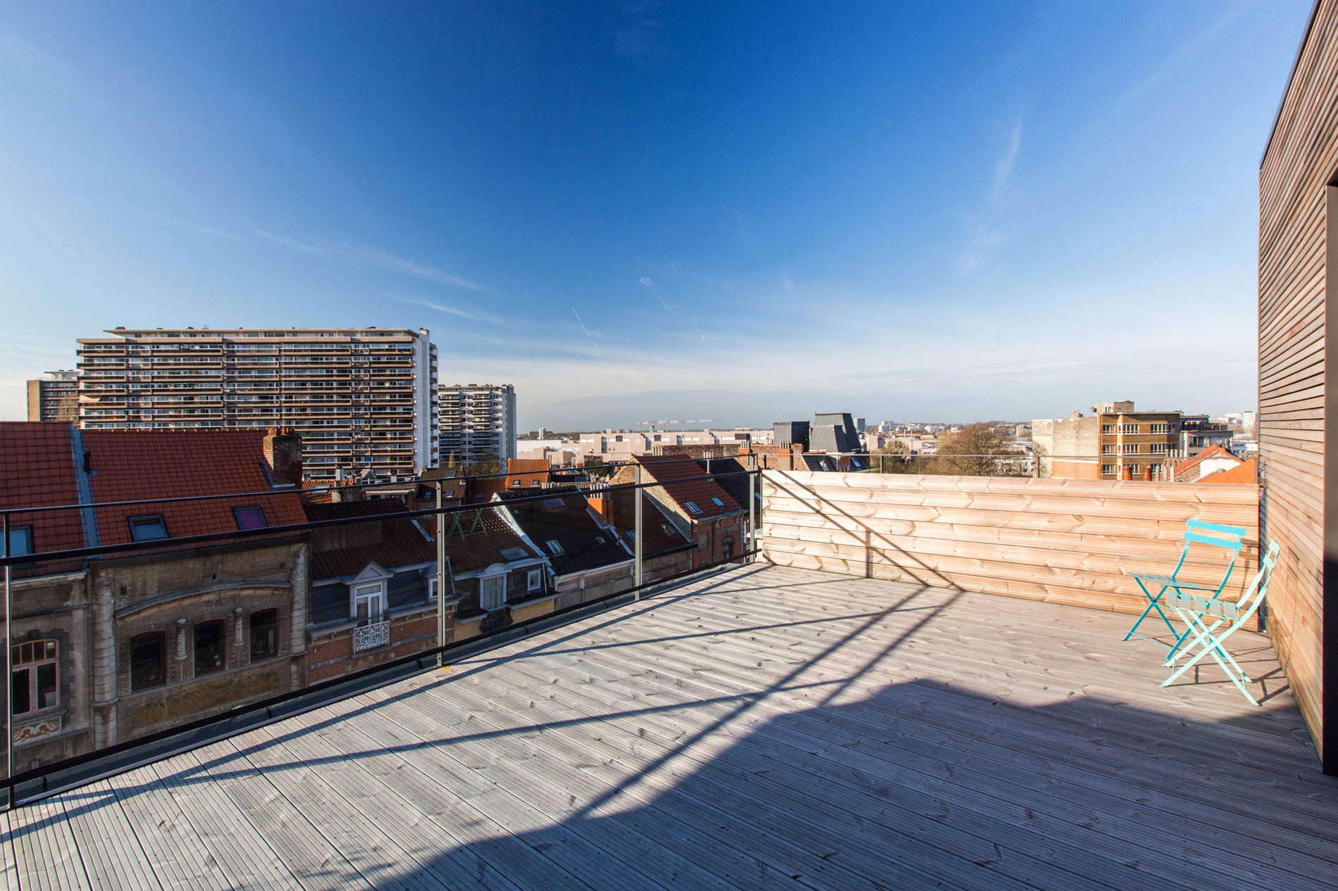 A Playful and Modern Wooden Home Packed with Elegant Interiors in Brussels, Belgium by SPOTLESS ARCHITECTURE (3)