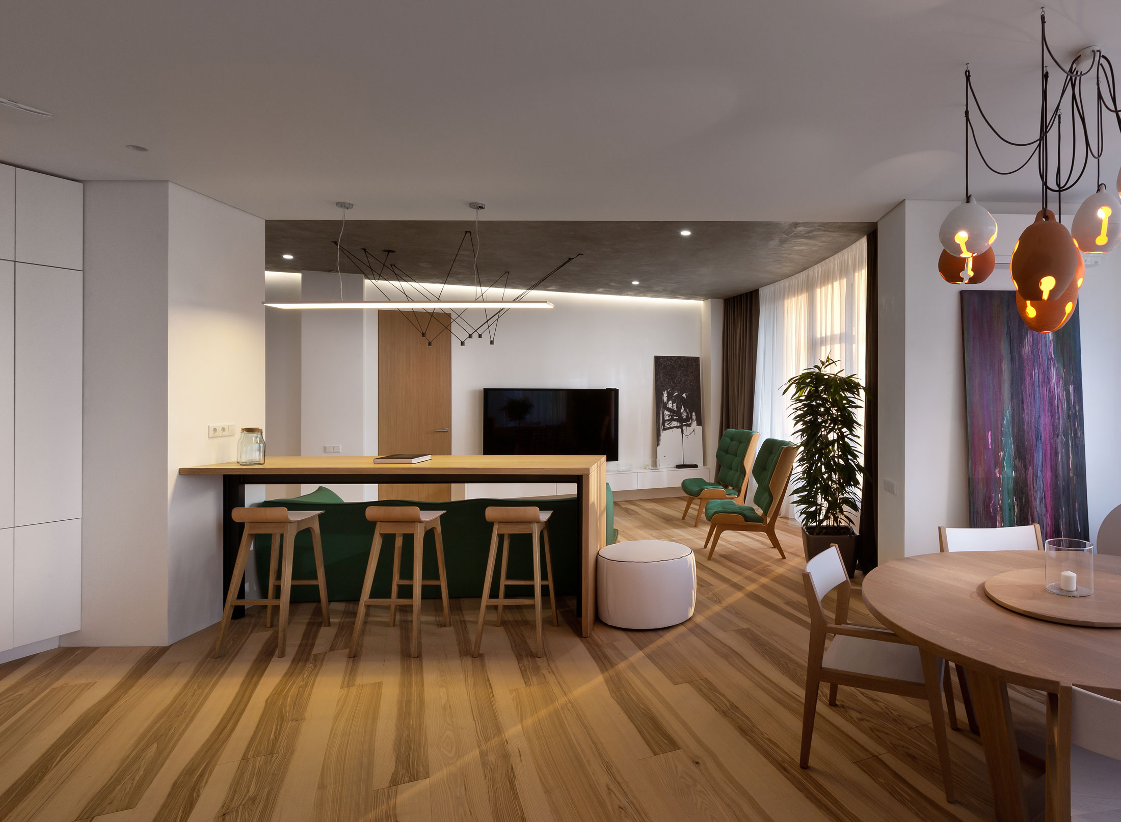 A Practical and Functional Apartment with Airy and Light Interiors in Kiev, Ukraine by Sergey Makhno Architects (8)