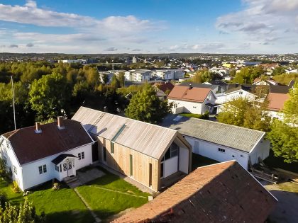 A Rundown Farmhouse Turned Into a Fascinating Contemporary Home in Sellebakk, Norway by Link Arkitektur (13)