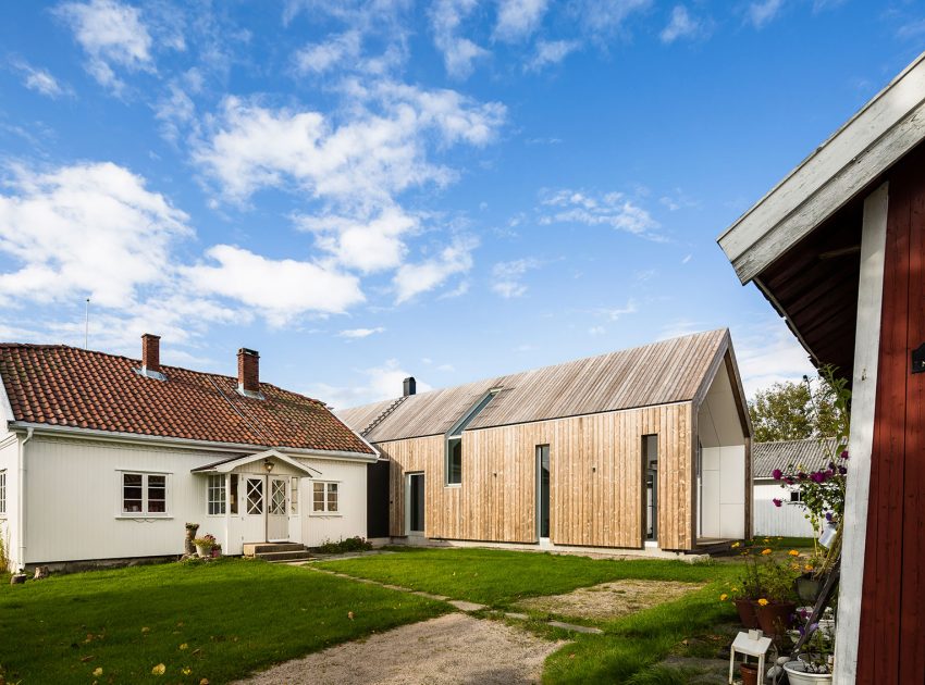 A Rundown Farmhouse Turned Into a Fascinating Contemporary Home in Sellebakk, Norway by Link Arkitektur (14)