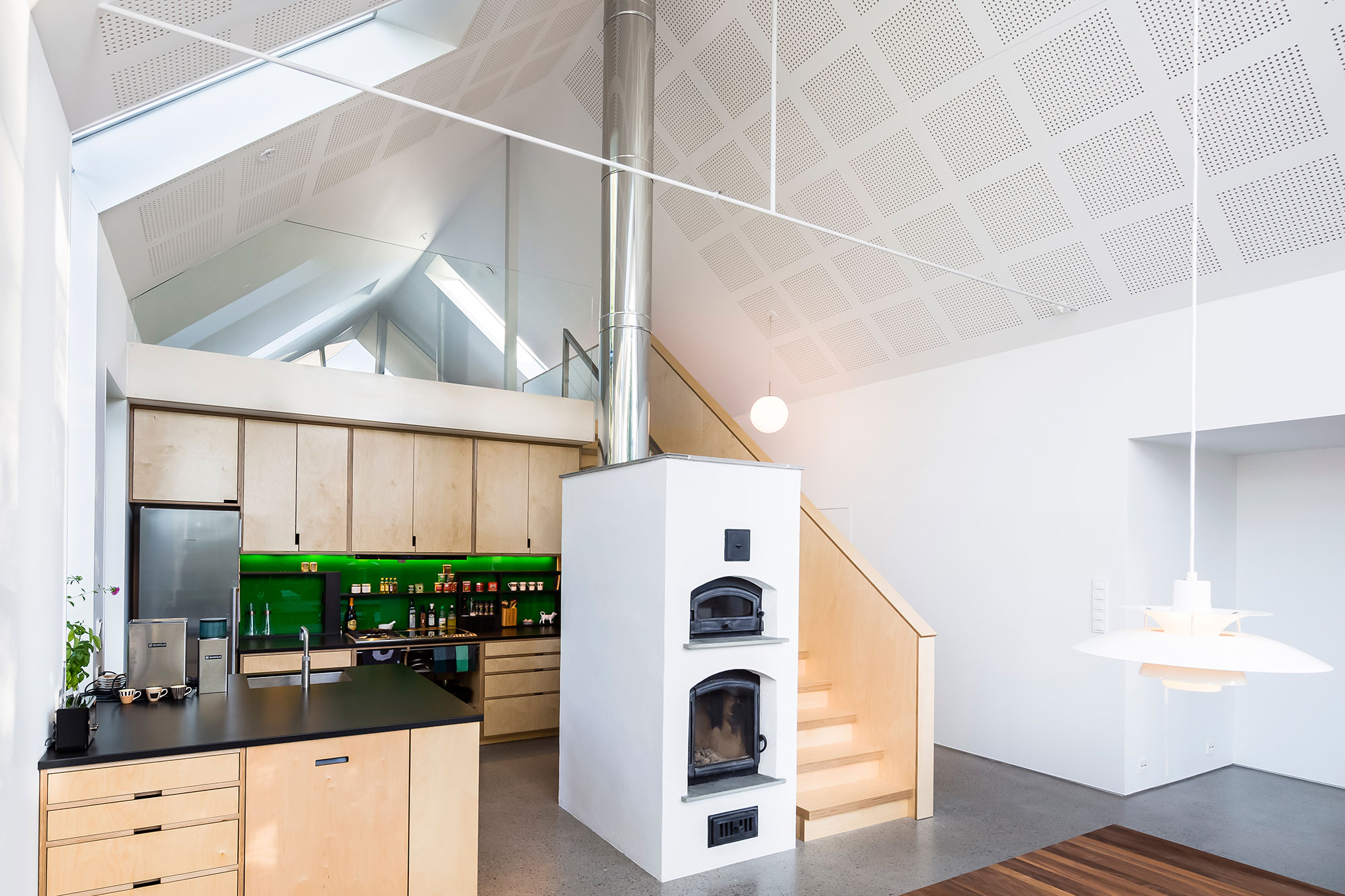 A Rundown Farmhouse Turned Into a Fascinating Contemporary Home in Sellebakk, Norway by Link Arkitektur (19)