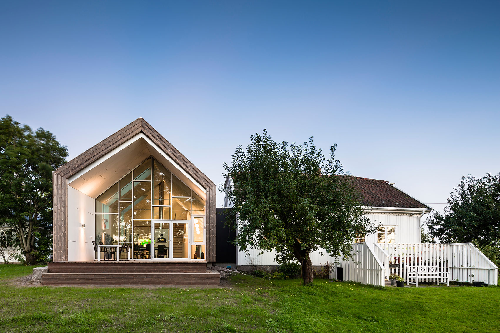 A Rundown Farmhouse Turned Into a Fascinating Contemporary Home in Sellebakk, Norway by Link Arkitektur (2)