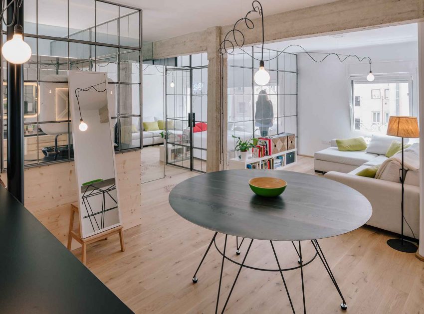 A Simple and Comfortable Apartment for a Single Woman in Madrid, Spain by Manuel Omaña (1)