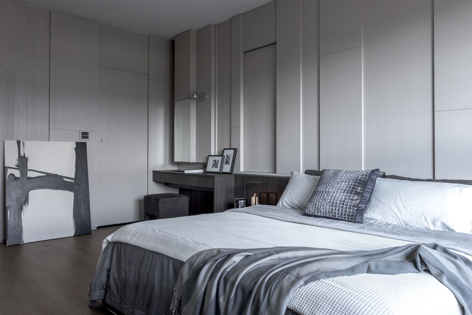 A Simple and Elegant Contemporary Apartment in Taipei City, Taiwan by Taipei Base Design Center (26)