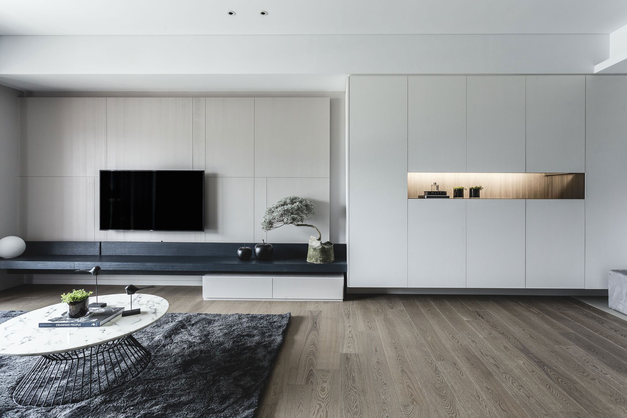 A Simple and Elegant Contemporary Apartment in Taipei City, Taiwan by Taipei Base Design Center (4)