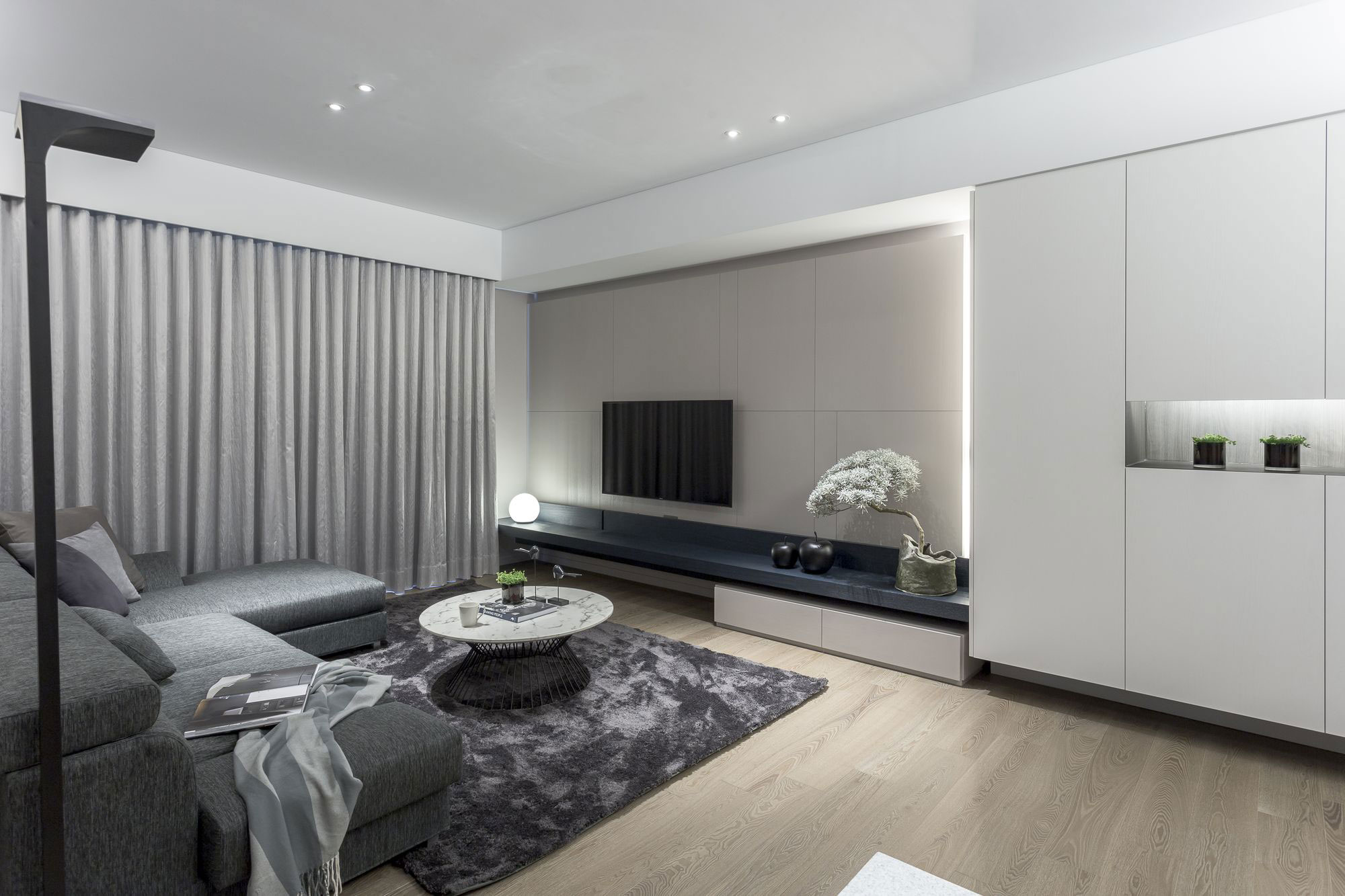 A Simple and Elegant Contemporary Apartment in Taipei City, Taiwan by Taipei Base Design Center (7)